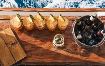 Open Bar, Cash Bar, or BYOB: What’s Included on a Waikiki Booze Cruise?